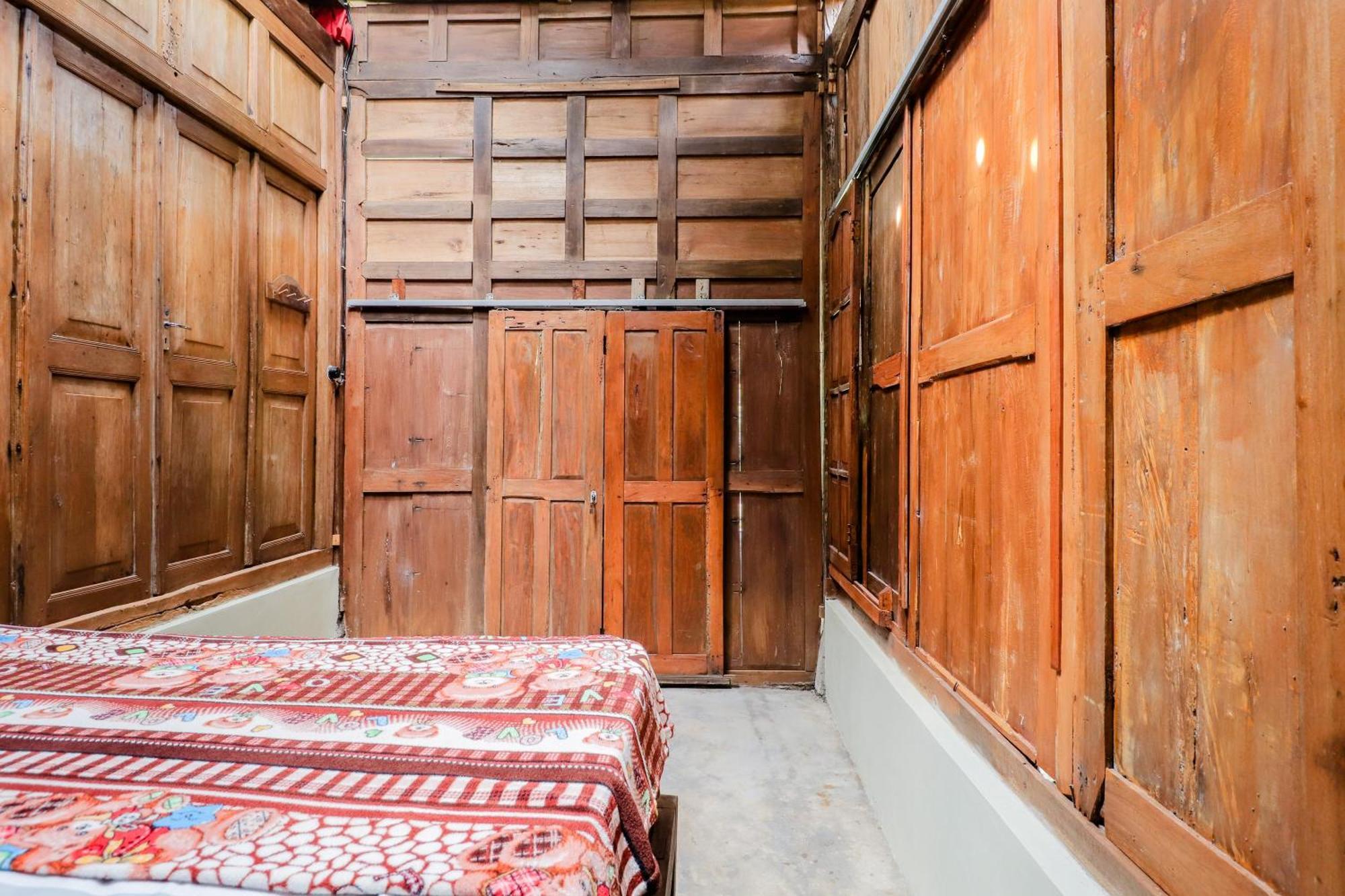 Apartament Nurudin House Magelang Zewnętrze zdjęcie