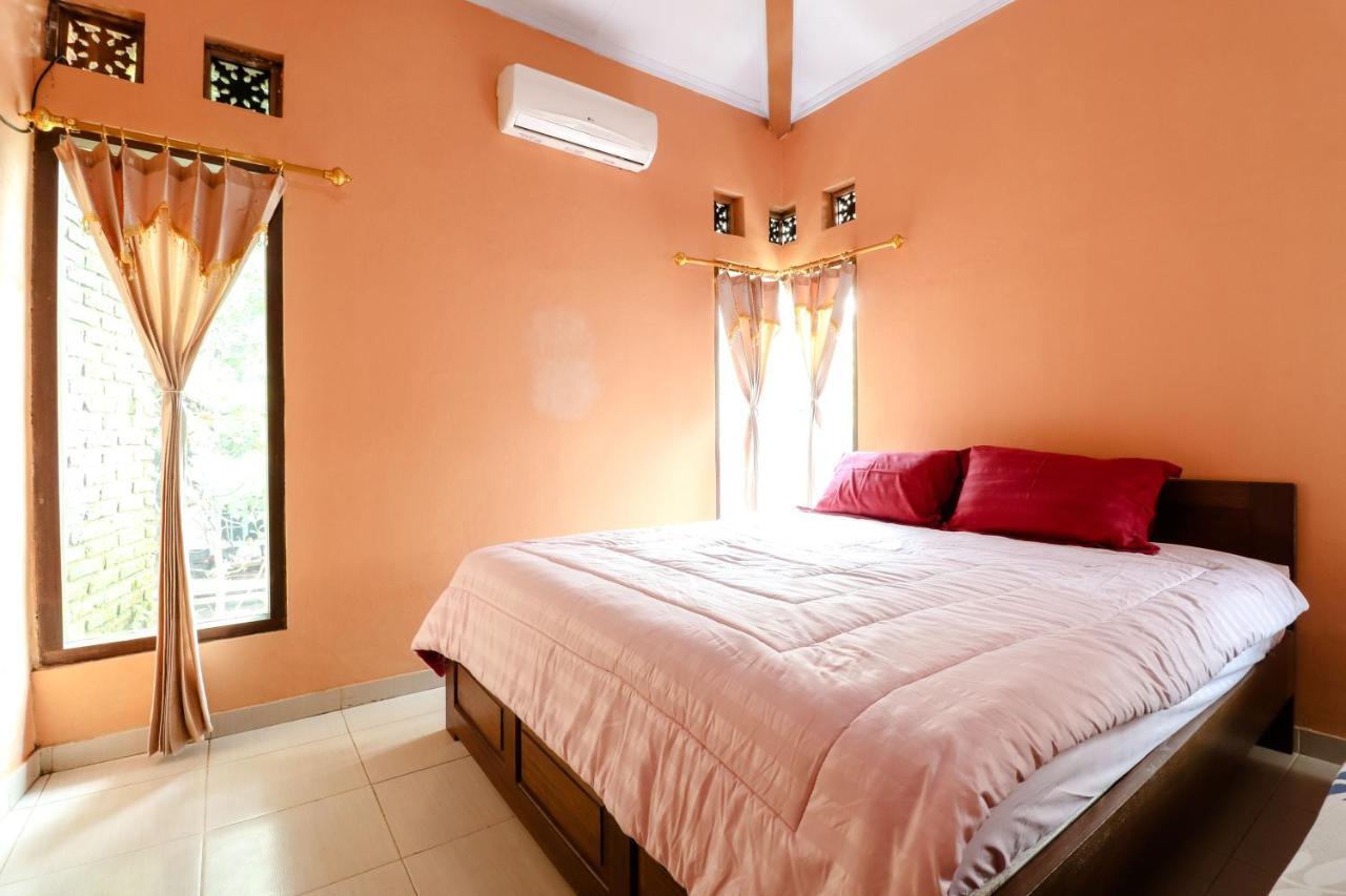 Apartament Nurudin House Magelang Zewnętrze zdjęcie